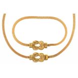 A 9CT GOLD NECKLACE AND BRACELET, 10G++LIGHT WEAR CONSISTENT WITH AGE