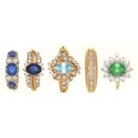 A ZIRCON AND DIAMOND RING IN 14CT GOLD, SIZE N½, AND FOUR GEM SET RINGS IN 14CT GOLD, SIZE K½ - L,