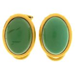 A PAIR OF TURQUOISE CABOCHON EARRINGS IN GOLD MARKED 750, CLIP BACK, 8.5G++NATURAL COLOUR