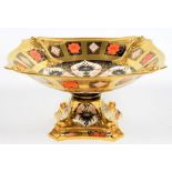 A ROYAL CROWN DERBY IMARI PATTERN DOLPHIN FOOTED BOWL, 27 X 27CM , PRINTED MARK