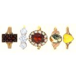 FIVE GEM SET RINGS IN 9CT GOLD, GOLD MARKED 9CT, OR UNMARKED, SIZE J - M½, 11G++LIGHT WEAR