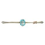 A CUSHION CUT TOPAZ BAR BROOCH IN GOLD MARKED 9CT, 6 CM L APPROX, 4G++LIGHT WEAR CONSISTENT WITH AGE