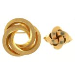 A KNOT RING IN GOLD MARKED 585, SIZE O, AND A SIMILAR BROOCH MARKED FB, 11.5G++LIGHT WEAR CONSISTENT