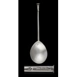 A CHARLES I SILVER SEAL TOP SPOON  16.4m l maker's mark indistinct, London, probably 1635, 1oz