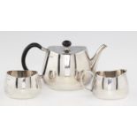 DAVID MELLOR.  AN ELIZABETH II SILVER PRIDE TEA SERVICE  teapot and cover with black nylon handle