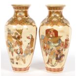 A PAIR OF JAPANESE SATSUMA EARTHENWARE VASES, 28CM H, MEIJI PERIOD