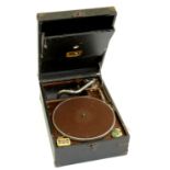 A HMV CASED TABLE TOP GRAMOPHONE, C1930