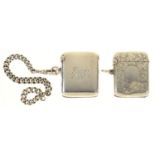 AN EDWARD VII SILVER VESTA CASE, 4.5 X 4 CM, CHESTER 1909, ON A VICTORIAN SILVER ALBERT, 18 CM L,