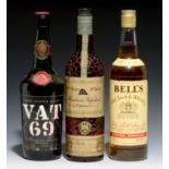 VAT 69 SCOTCH WHISKY, 75 CL, BELL'S EXTRA SPECIAL OLD SCOTCH WHISKY, 75 CL AND MANDARINE NAPOLEON