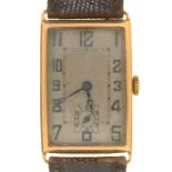 A 9CT GOLD GENTLEMAN'S WRISTWATCH, LEATHER STRAP, RECTANGULAR DIAL