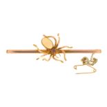 AN OPAL AND RUBY SPIDER BAR BROOCH, IN GOLD MARKED 9CT, 7.3 CM L APPROX, 8.5G