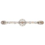 AN UNUSUAL EDWARDIAN DIAMOND AND COGNAC DIAMOND BROOCH old cut diamonds 1ct approx, the old cut