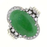 A JADE AND DIAMOND RING, WITH REEDED HOOP IN WHITE GOLD MARKED 18K, 6G, SIZE N