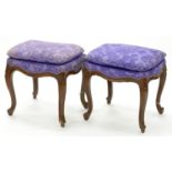 A PAIR OF CARVED MAHOGANY STOOLS WITH SCROLLING LEGS, EARLY 20TH C, 40CM H