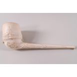 An 1862 London Great Exhibition clay pipe,