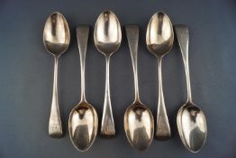 A set of six Old English Pattern tea spoons, London 1913, 14cm high,