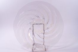 A Lalique plate, 'Poissons Coupe' pattern, moulded mark,