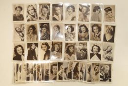 Postcards : cinema, picture-goer, actresses including Jean Arthur, Betty Balfour, Wendy Barrie,