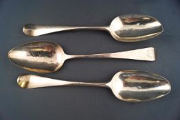 An Old English pattern silver tablespoon, Exeter 1818,