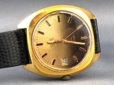 A goldplated Lanco wristwatch with fitted leather strap. 25 Jewels automatic movement.