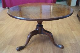 A George III mahogany circular occasional table,