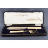 A cased set of ivory handled silver fish servers, of plain form, Sheffield 1929,