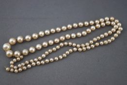 A single strand of graduated cultured pearls measuring from 3.00mm to 6.50mm.