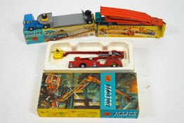 A boxed Corgi Major 'Carrimore' detachable axle machinery carrier,