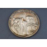 A commemorative wildlife medal. 60.0mm diameter. Hallmarked sterling silver, Birmingham, 1993.