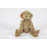 A Merry Thought articulated teddy bear, Agnes John Axe, Limited edition, 218/1000,