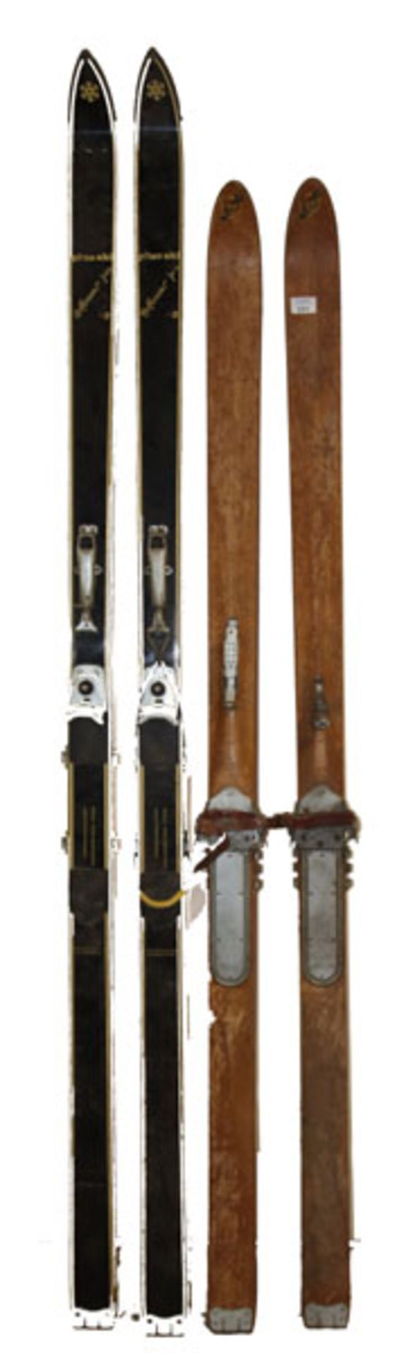 Paar Holzski mit Riemenbindung, L 180 cm, und Paar Ski und Silvretta Bindung, L 198 cm,