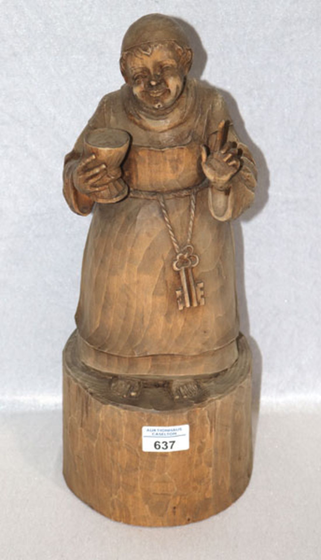 Holz Figurenskulptur 'Mönch mit Weinkelch', dunkel gebeizt, H 42 cm, D ca. 16,5 cm