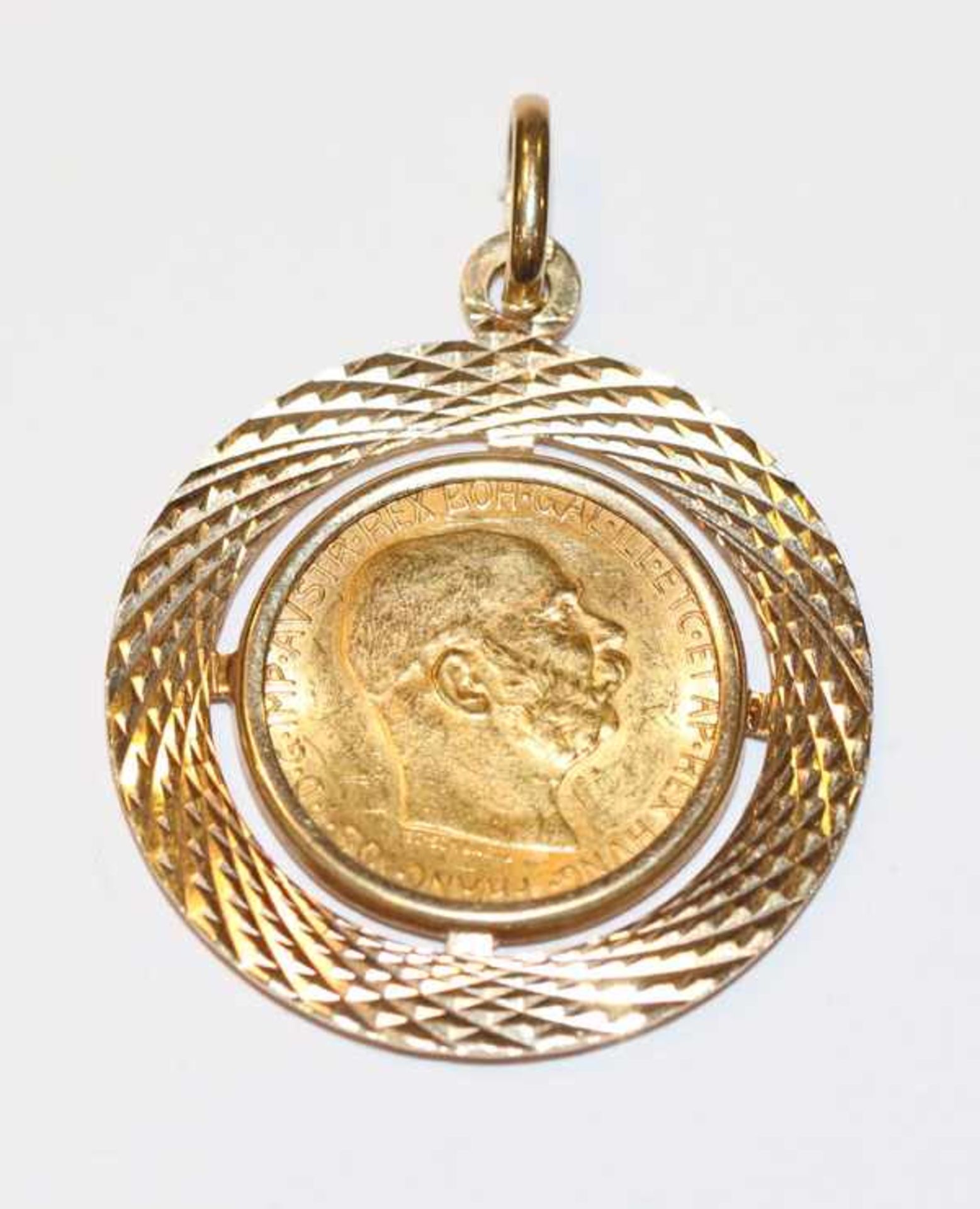 Münz-Anhänger: 900 Gold, 20 Corona, in 14 k Gelbgoldfassung, 10,2 gr., D 3 cm