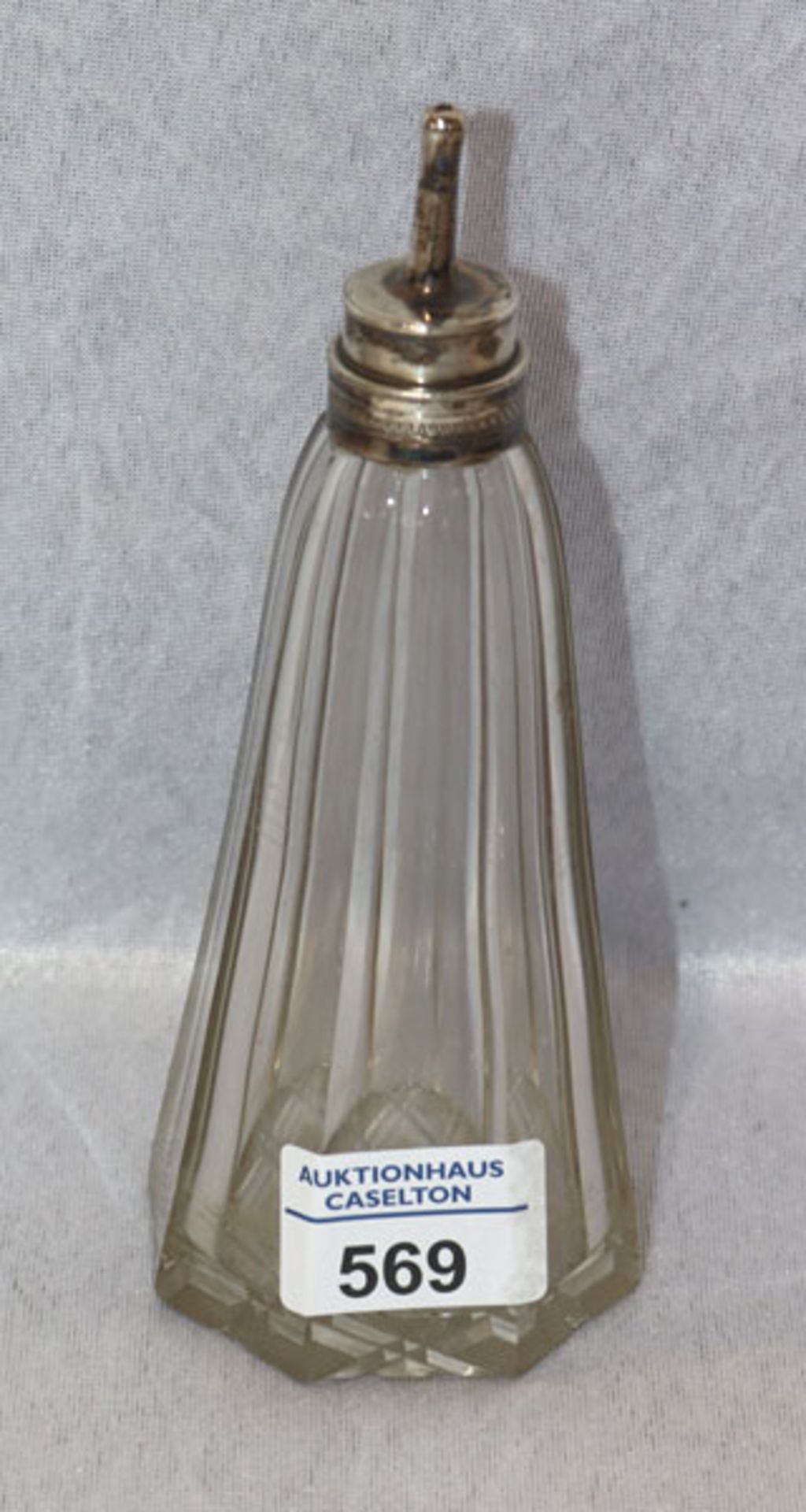 Babyflasche, 19. Jahrhundert, Glas in konischer Form, geschliffen, mit Silbermontierung, H 17 cm,