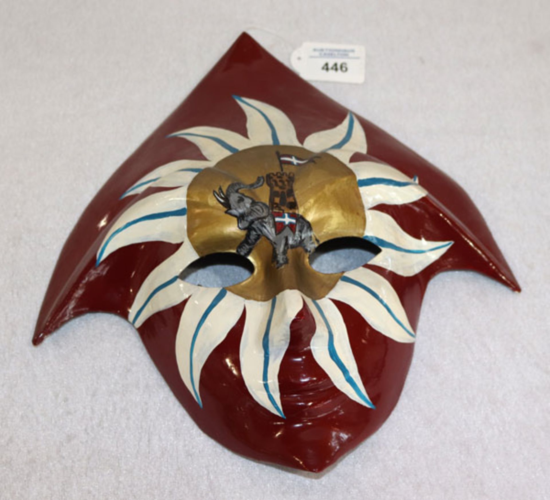 Italienische Maske, innen bez. Laborato Rio Arngiano, 'La Giara', Siena, H 30 cm, B 30 cm,