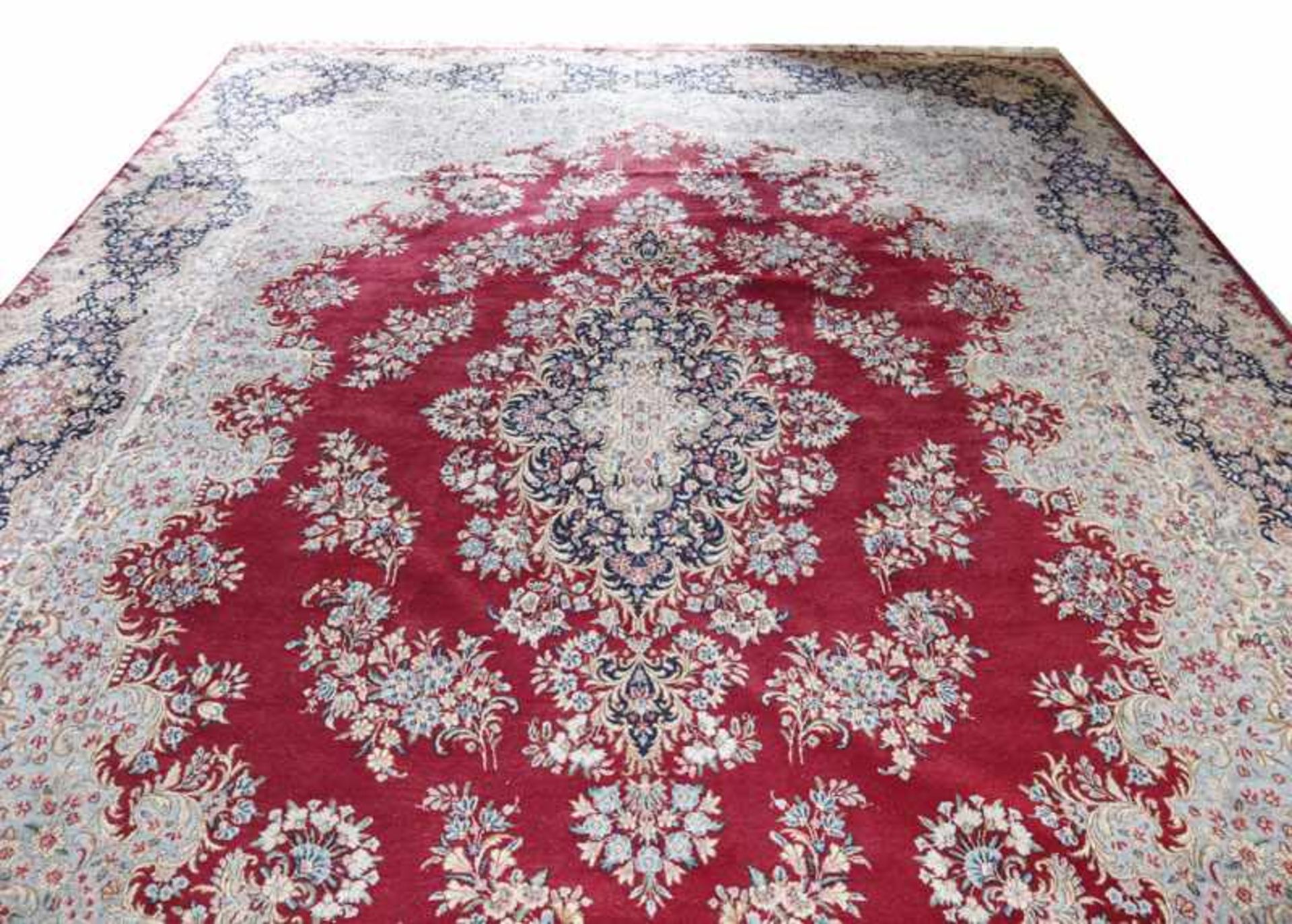 Teppich, Kirman, rot/beige/blau, Gebrauchsspuren, 555 cm x 365 cm