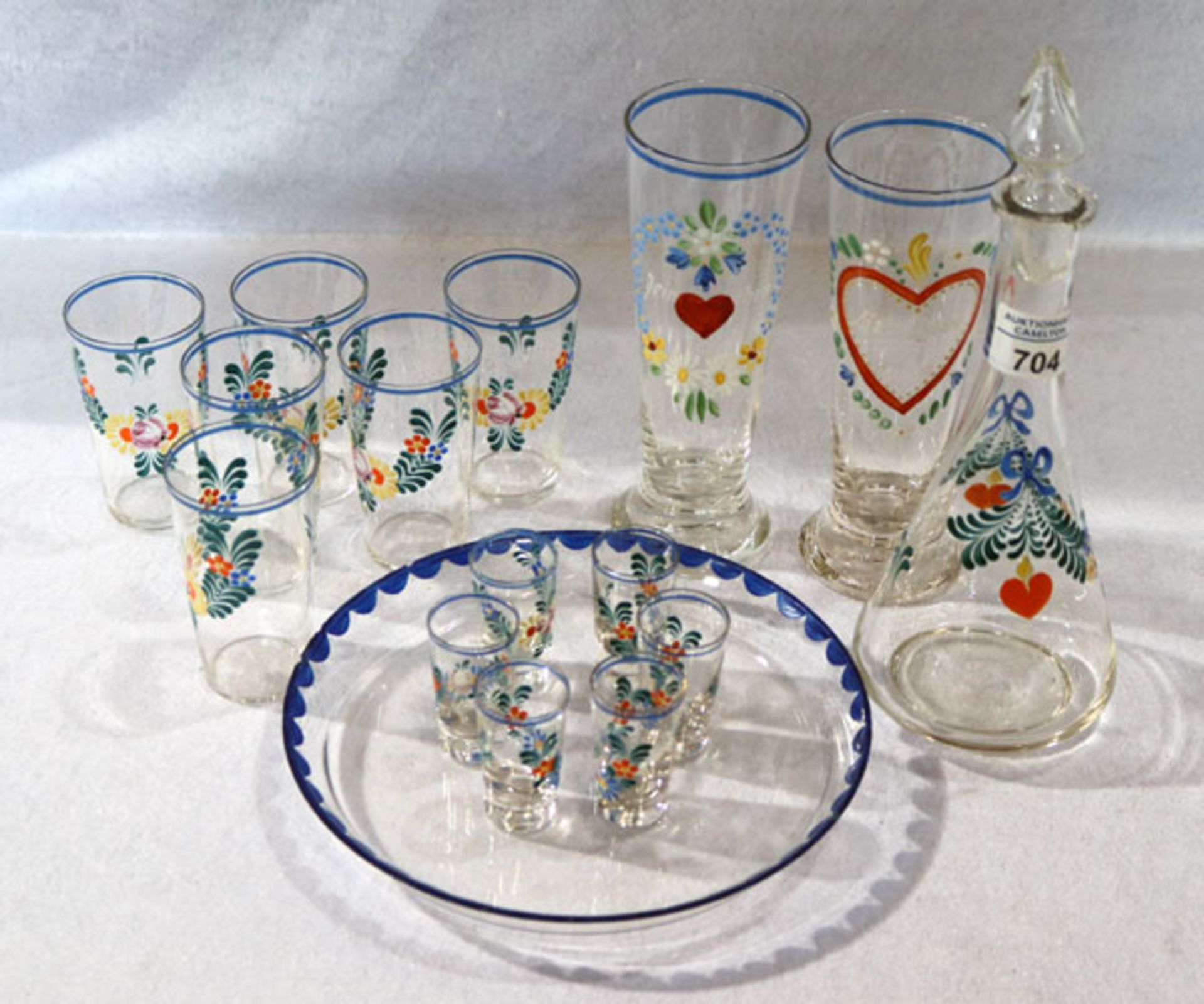 Glas Schnapsset: Karaffe mit 6 Gläser auf Tablett, bemalt mit Blumen- und Herzdekor 'Ein guter