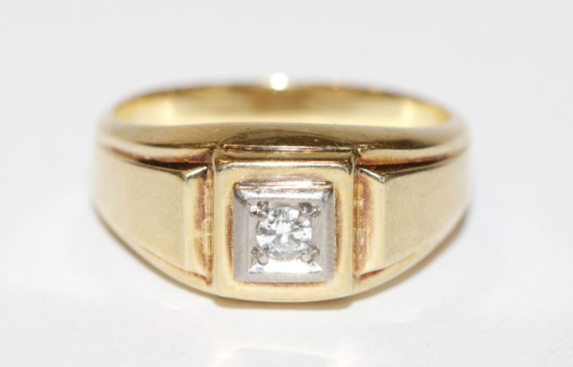 14 k Gelbgold Ring mit in Weißgold gefaßten Diamanten, 5,7 gr., Gr. 61