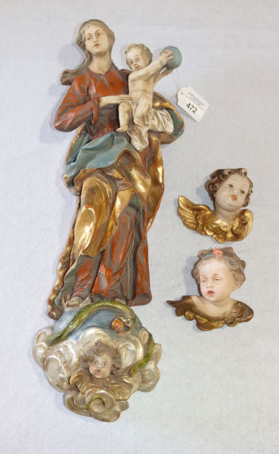 Tonfigur 'Maria mit Kind', farbig bemalt, H 50 cm, B 15 cm, und Paar Putten, H 10 cm, B 11 cm,