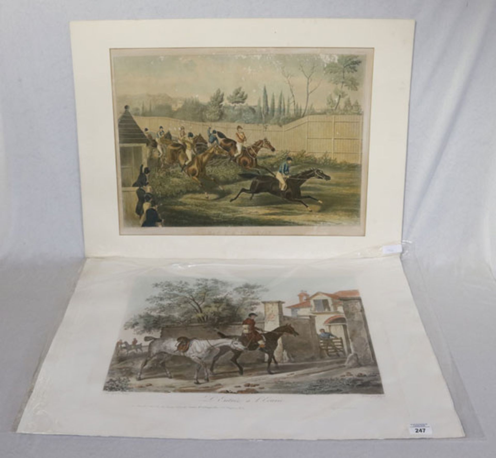 2 Drucke 'Jagd-Szenerien mit Pferden', ein Blatt beschädigt, Blattgröße 56 cm x 76 cm