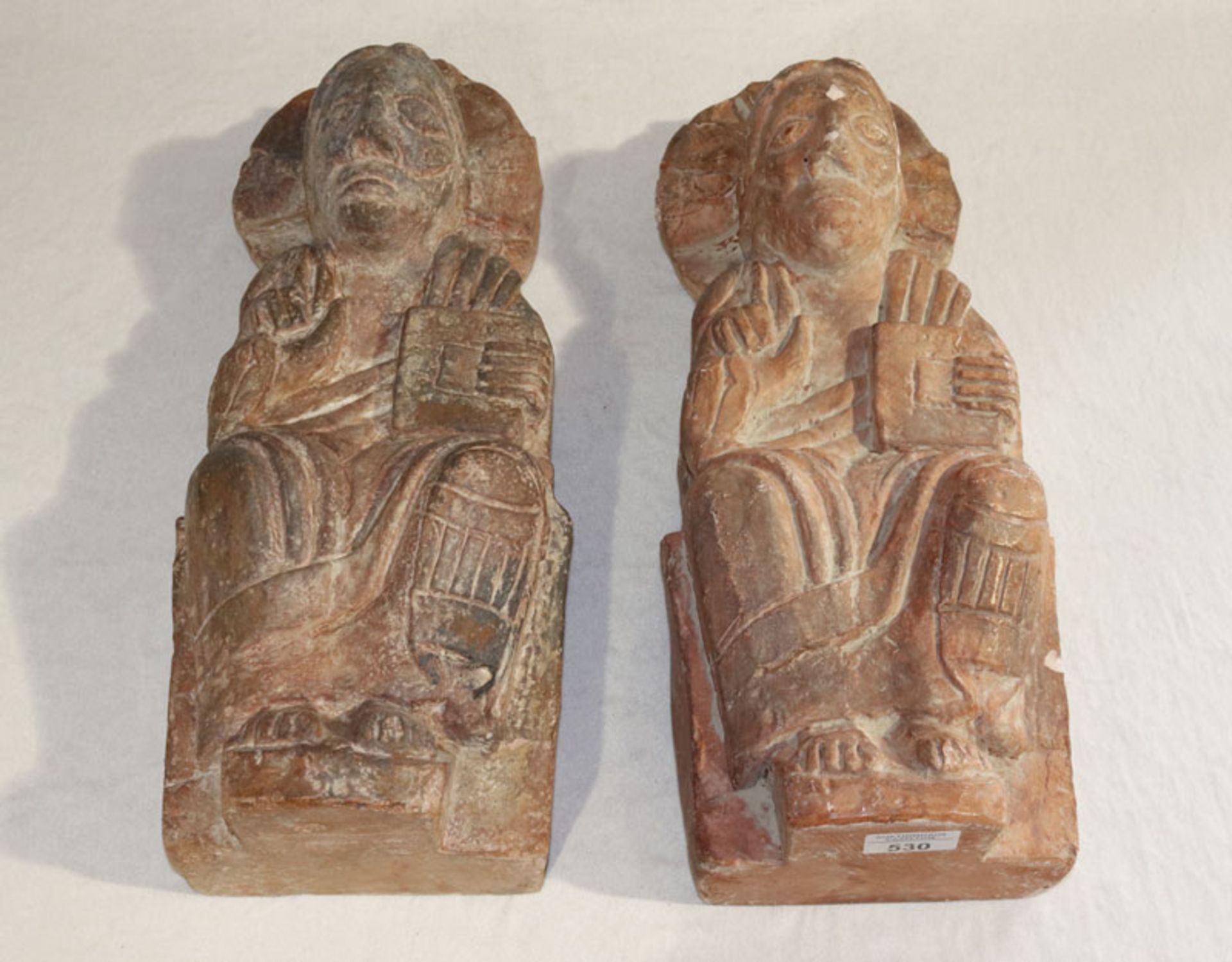 2 Tonfiguren, Replike von religiösen Darstellungen, H 47 cm, B 19 cm, T 12 cm, teils bestossen