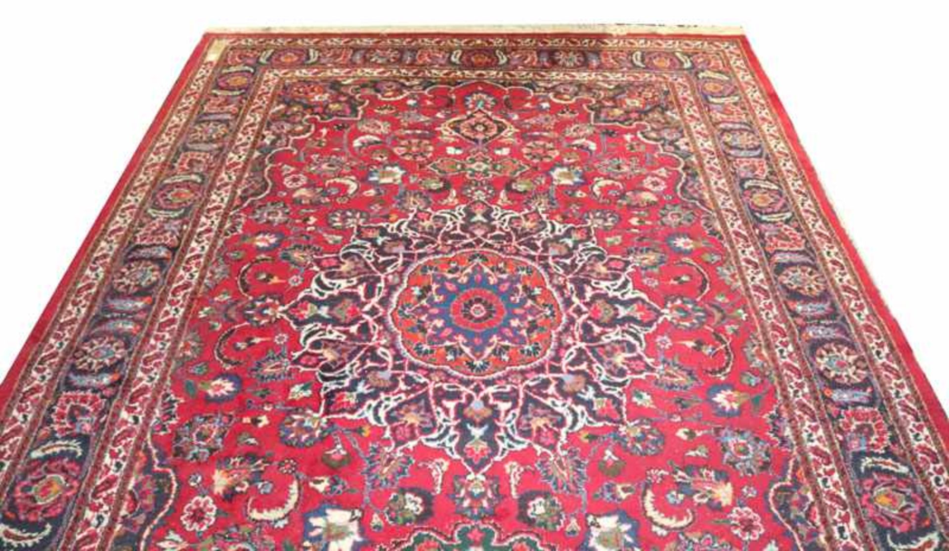 Teppich, rot/blau/bunt, 315 cm x 207 cm, Gebrauchsspuren, Einfassung teils beschädigt