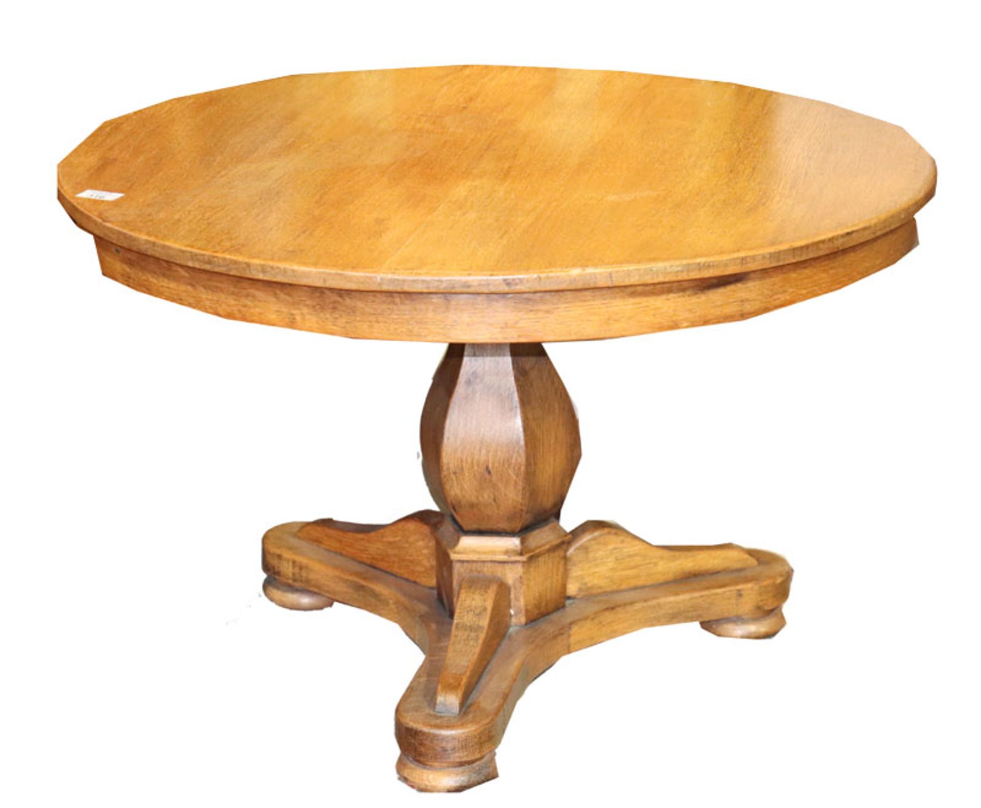Tisch auf Mittelfuß mit 3 Beinen, rund, H 54 cm, D 84 cm, Gebrauchsspuren