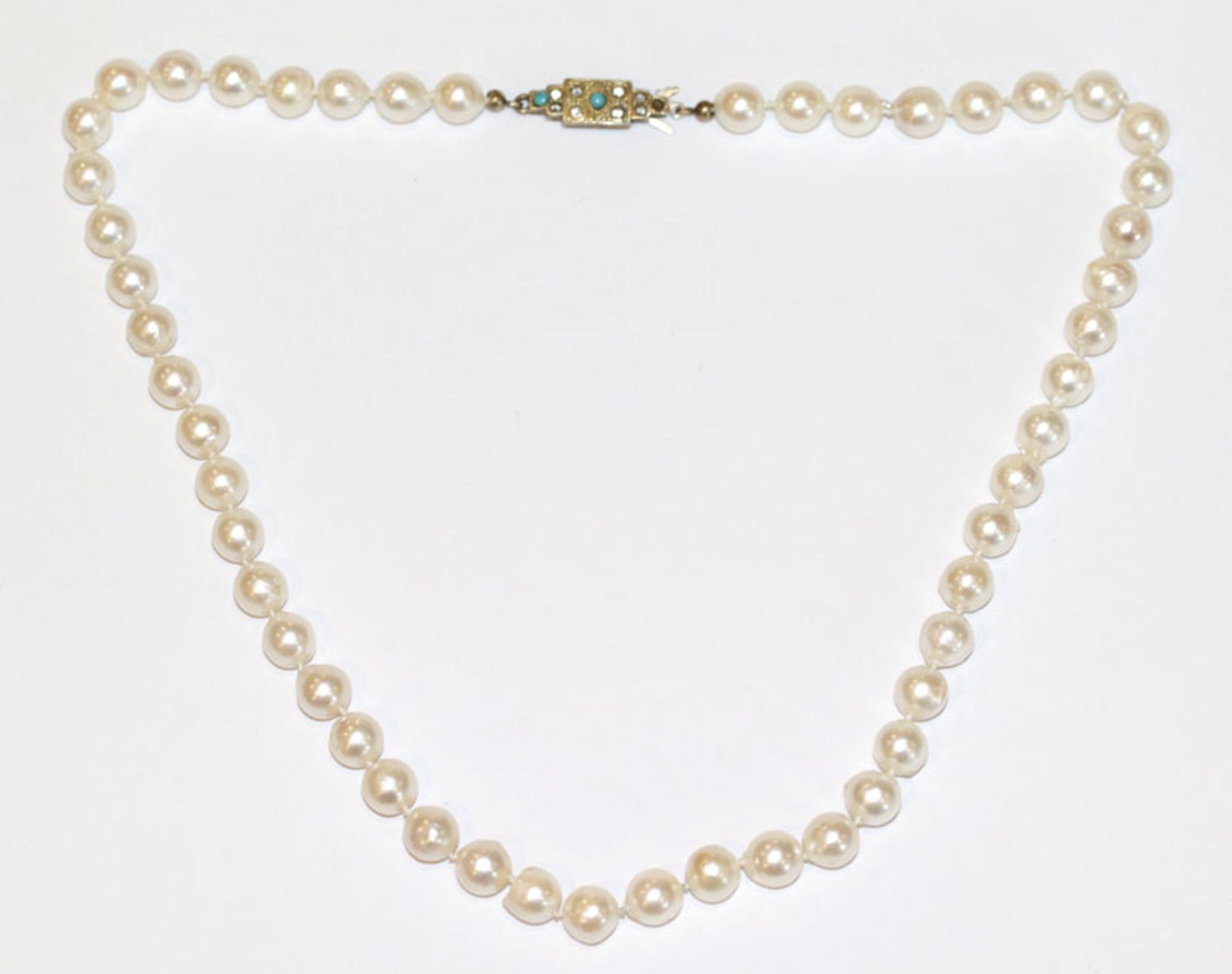 Perlenkette mit Silberschließe, Steinverzierung am Schloß nicht komplett, L 42 cm