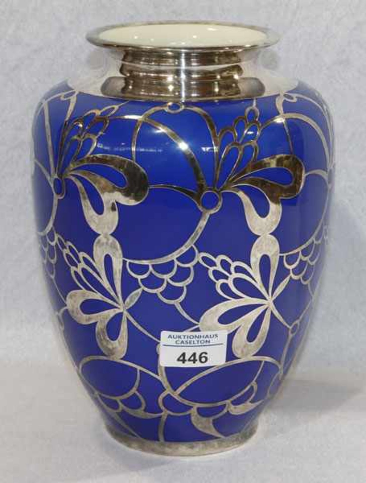 Krautheim Porzellanvase mit blauem Fond und floralem Silberoverlay, H 25 cm, D 18 cm