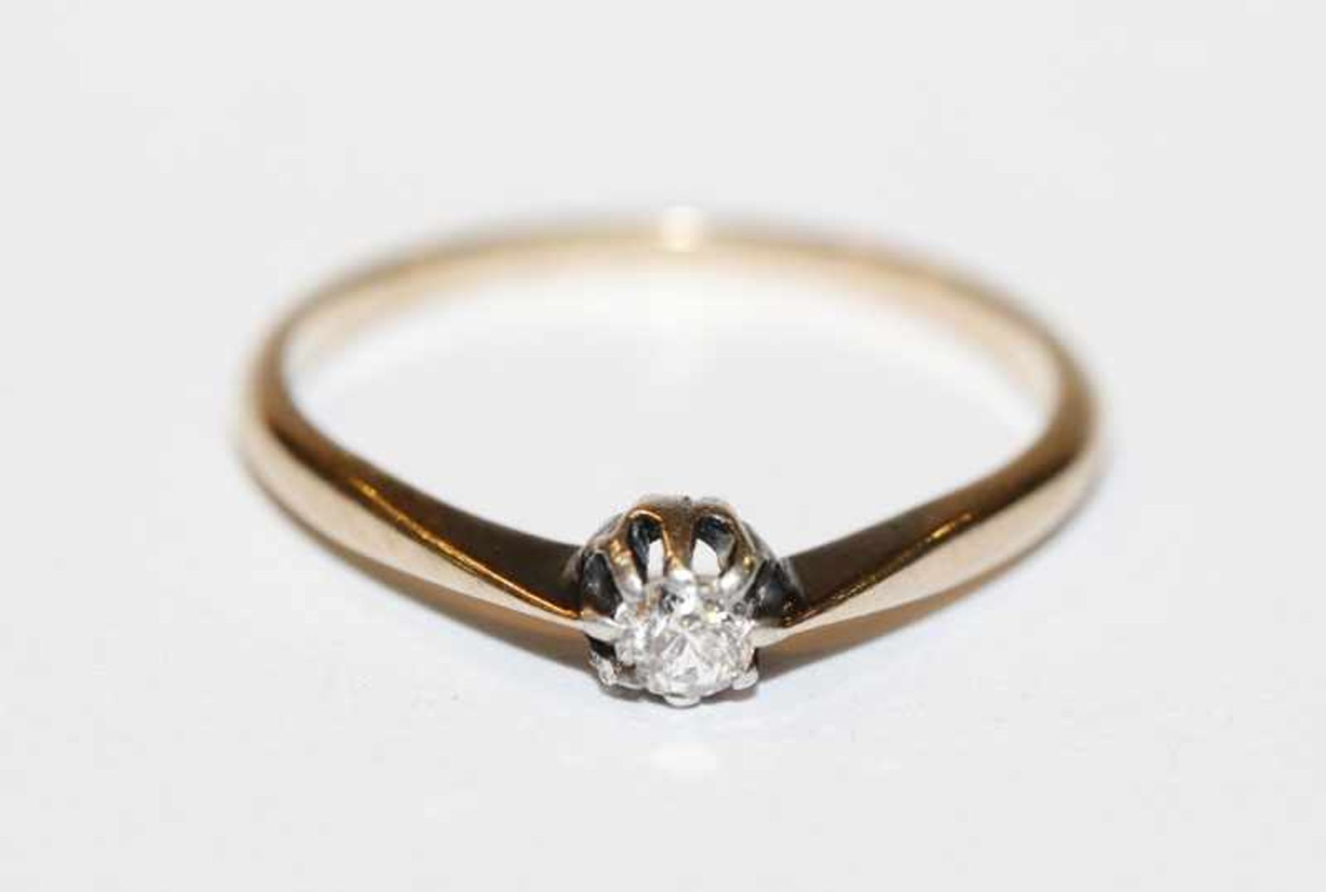 14 k Gelb- und Weißgold Ring mit Diamant, Gr. 53