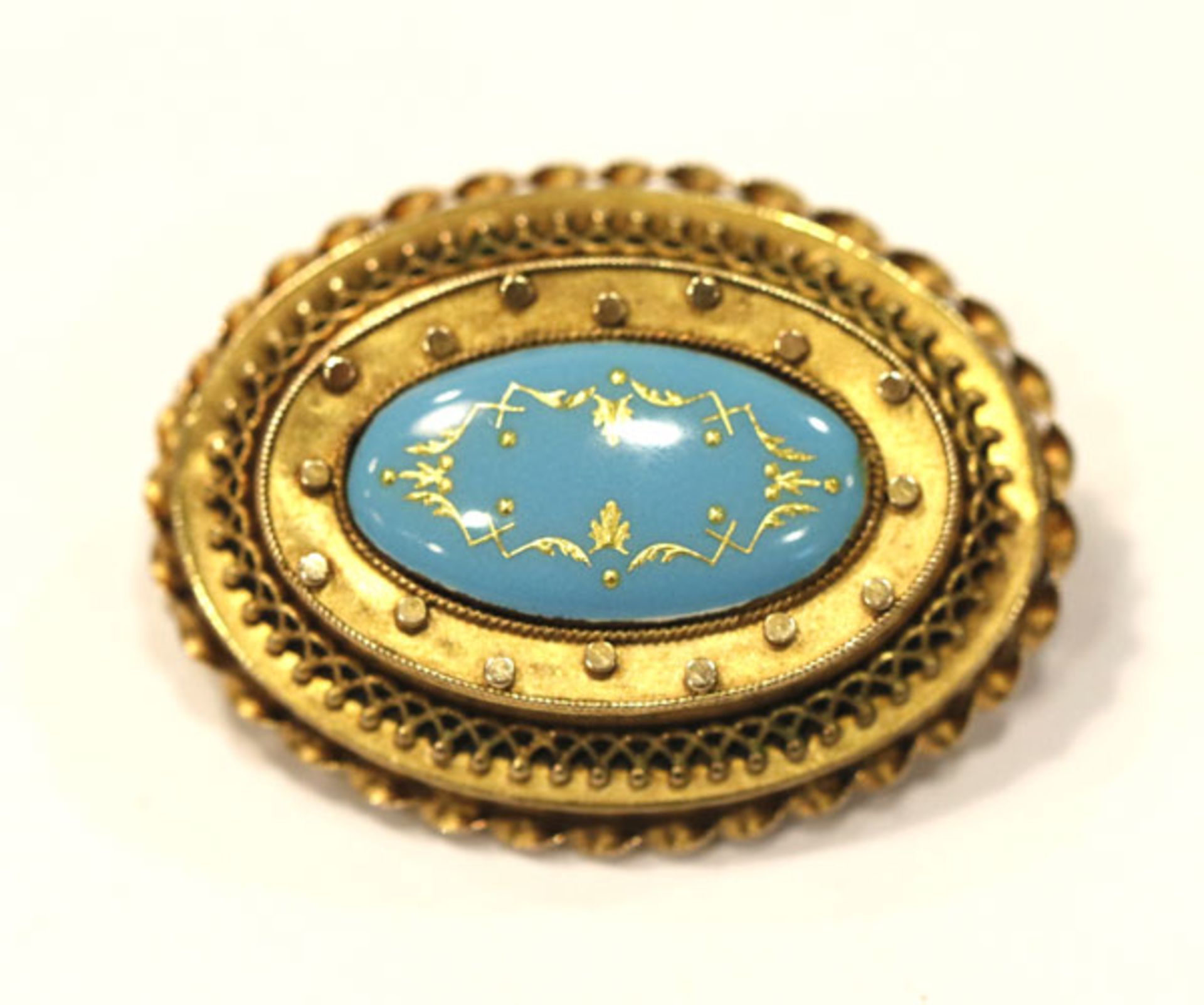 14 k Gelbgold Brosche mit hellblau/goldenem Emaildekor, 19. Jahrhundert, schöne Handarbeit, 9,4 gr.,