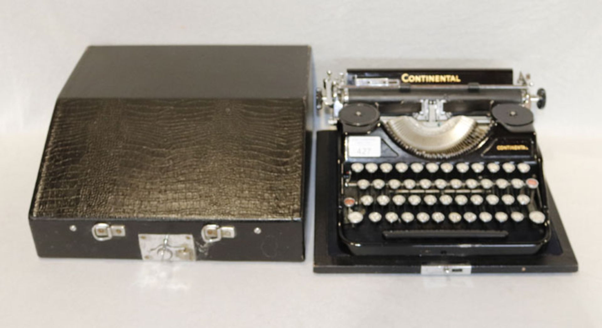 Reise-Schreibmaschine Continental, in Koffer, Gebrauchsspuren