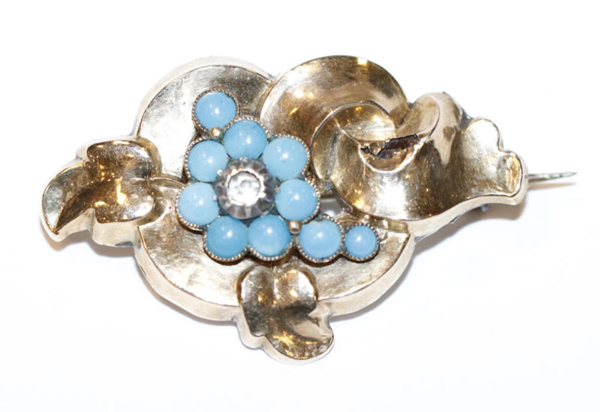 Silber/Schaumgold Trachtenbrosche um 1900, beschädigt, eine Perle fehlt, B 4,5 cm