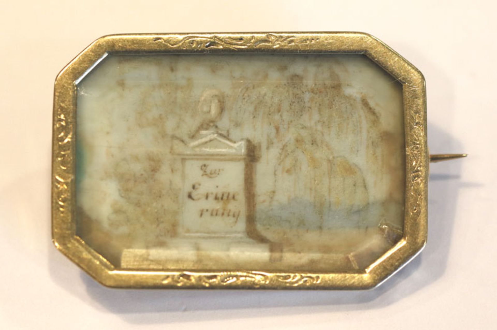 Antike Brosche, Rahmen 14 k Gelbgold (geprüft), feine Elfenbeinmalerei mit Aufschrift 'Zur
